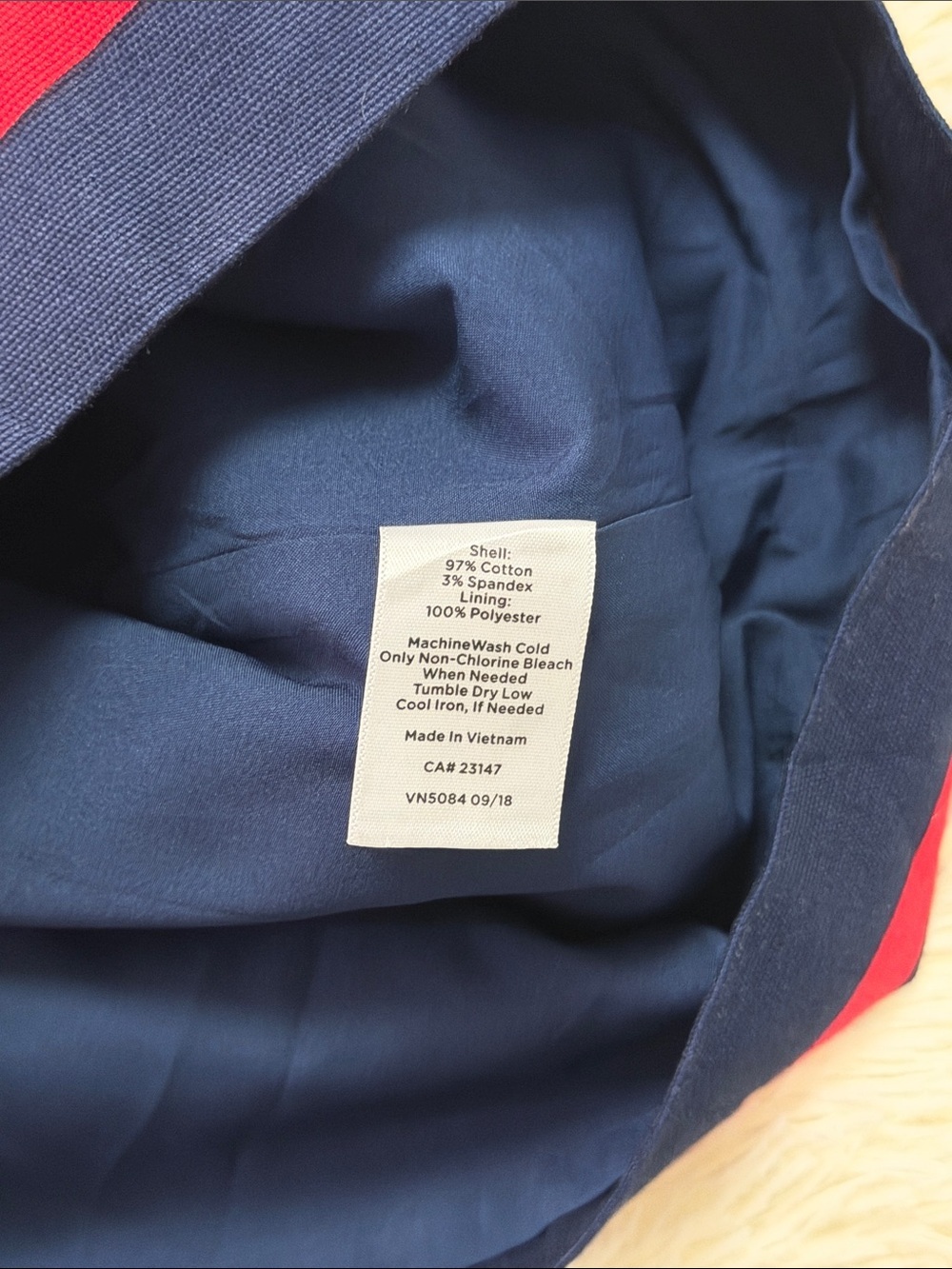 Talbots Navy Skirt with Red Rope Pattern - Picture 5 of 5